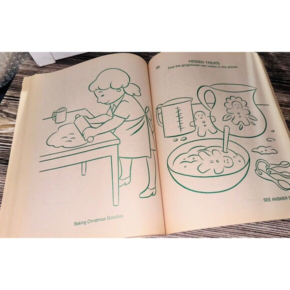 Vtg 1993 Giant Christmas Coloring Activity Book Unused Monty Bear Books - Picture 3 of 7